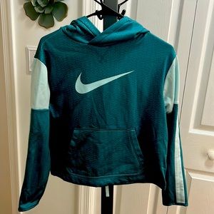 Girls Size XL excellent condition Nike Hoodie Pull string at bottom